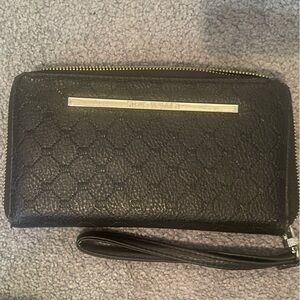 Steve Madden zip around clutch wallet/organizer ✨Black Faux Leather ✨ Like New ✨